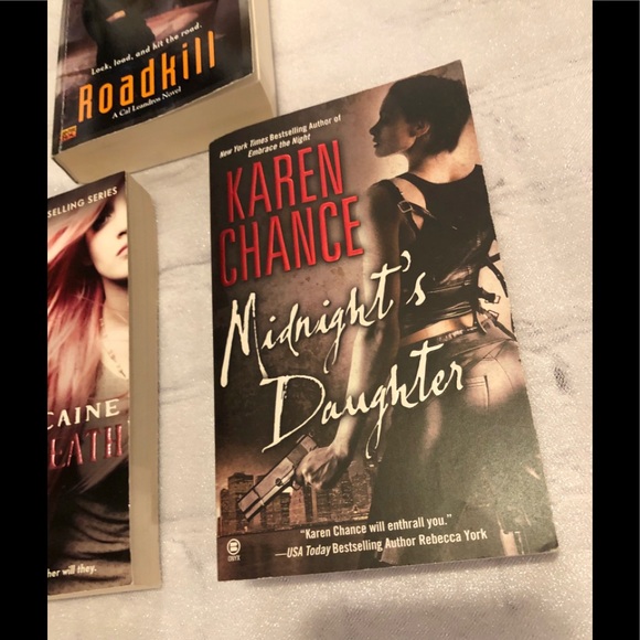 Urban Fantasy Lot - Picture 4 of 7